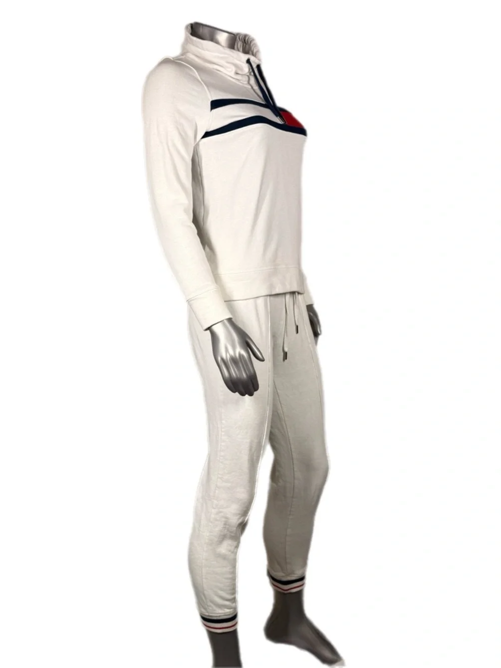 Tommy Hilfiger | Heritage Logo Pullover Sweatshirt & Matching Jogger Pants Set - Picture 4 of 16